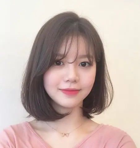 Kiểu tóc Hàn Quốc ngang vai cho mặt tròn